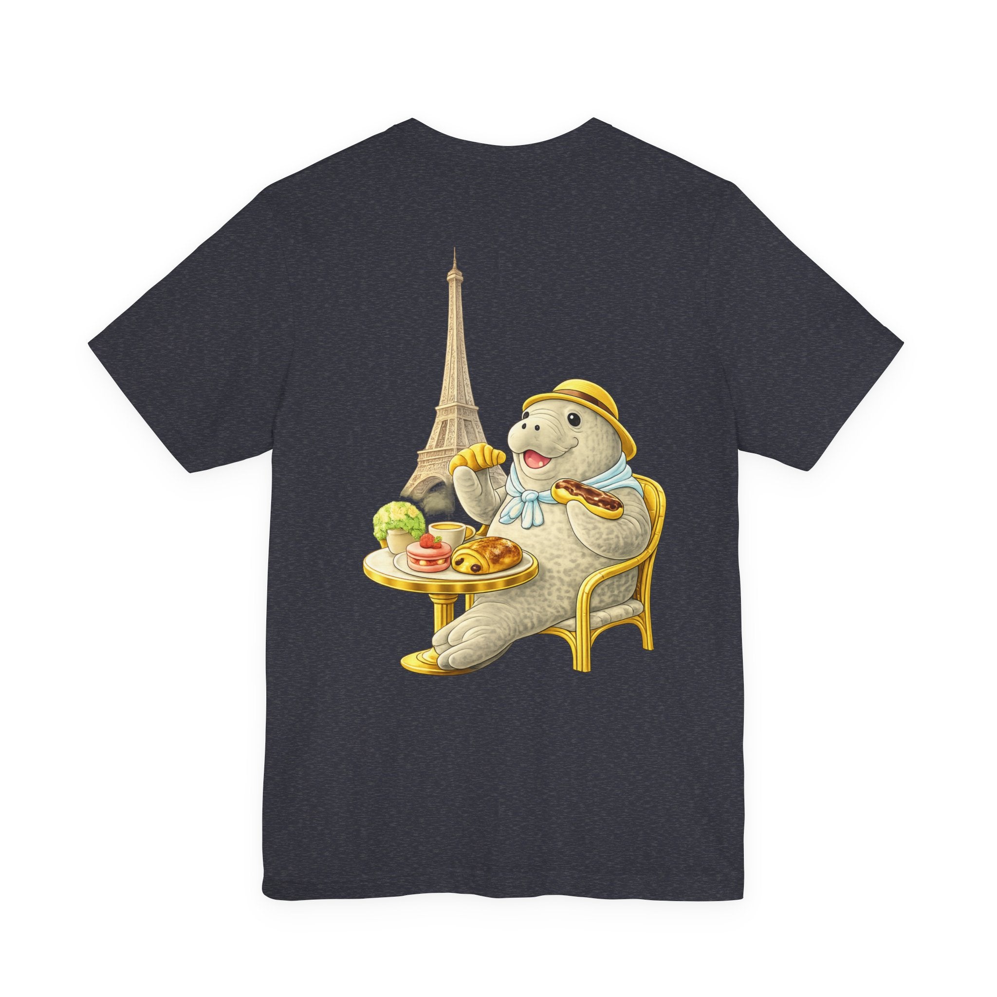 T-Shirt Logo Heart Infront C'est La Vie - Manatee Paris in the Back