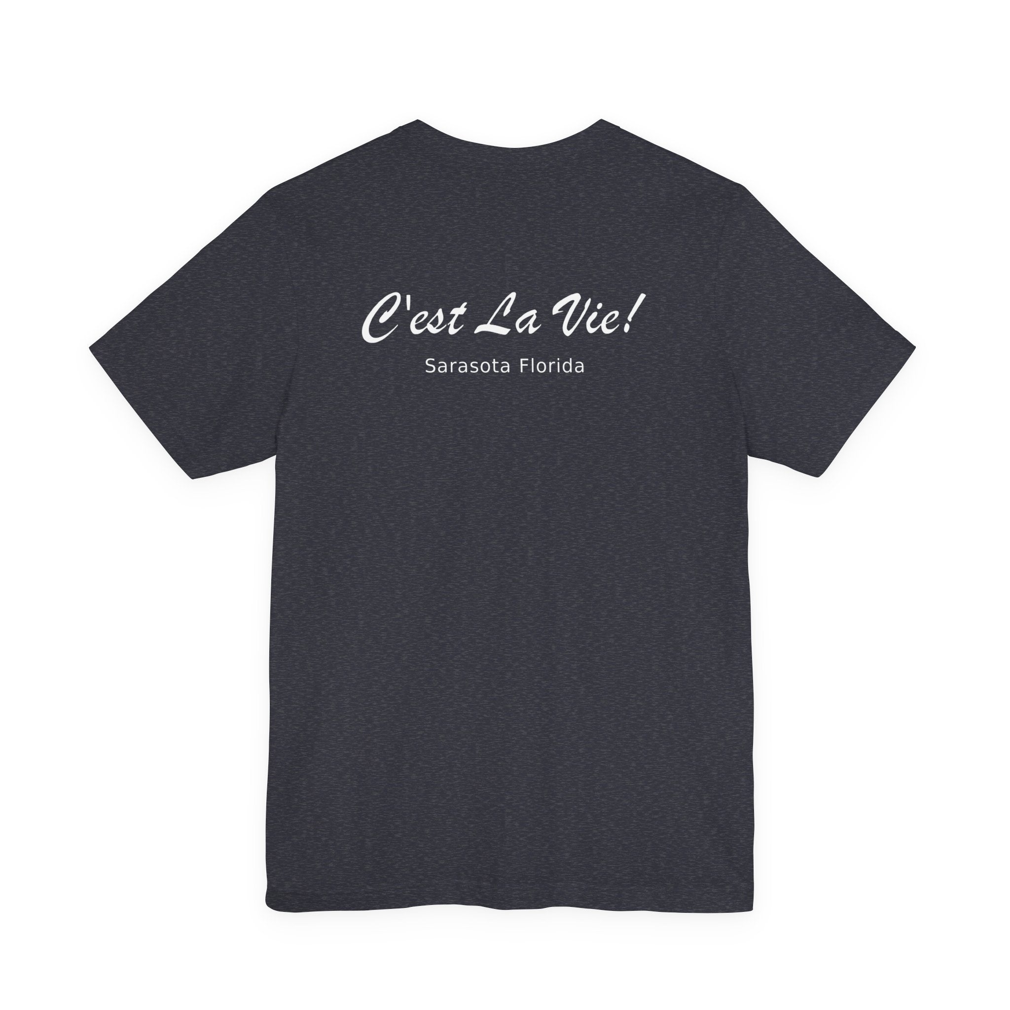 T-Shirt — Logo Marron 'C'est la Vie' Vintage Beach Lounge Graphic Tee